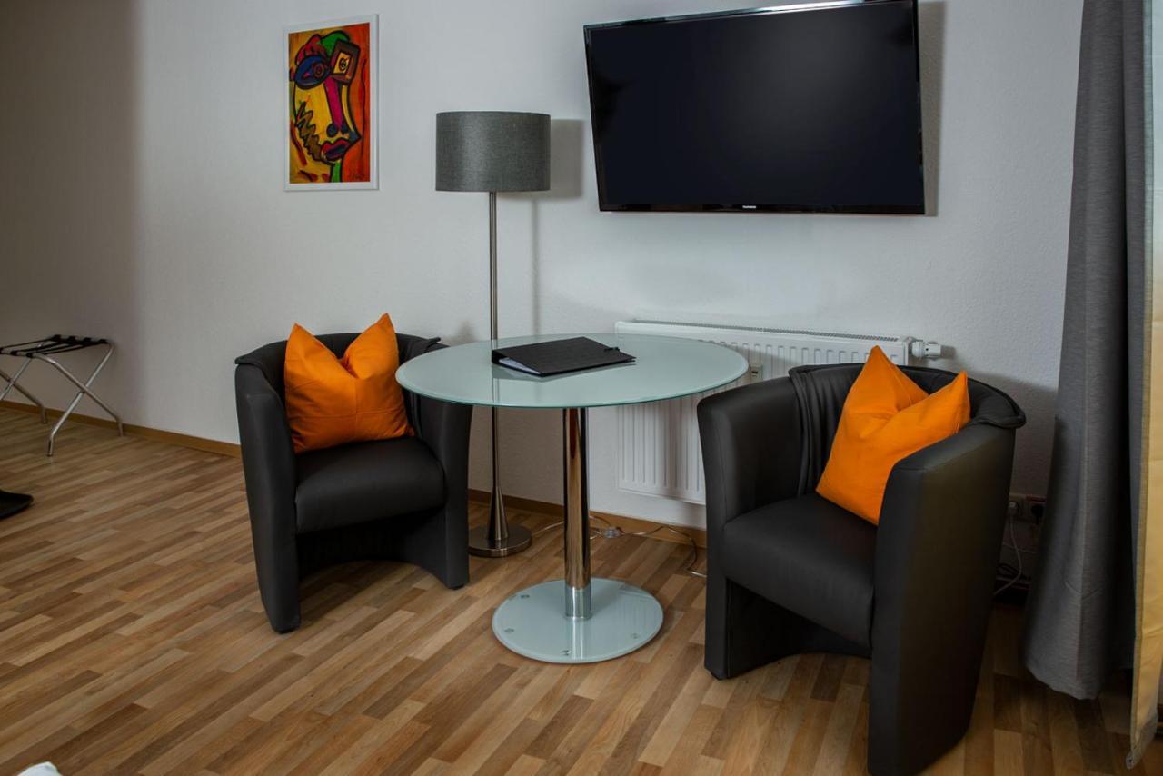 H&H Apartments Im Herzen Der Stadt Super Zentral Ruhig Mit Kochnischen Balkon Oder Empore Greifswald Esterno foto