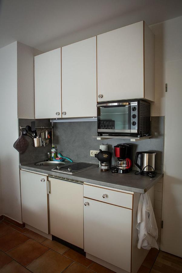 H&H Apartments Im Herzen Der Stadt Super Zentral Ruhig Mit Kochnischen Balkon Oder Empore Greifswald Esterno foto