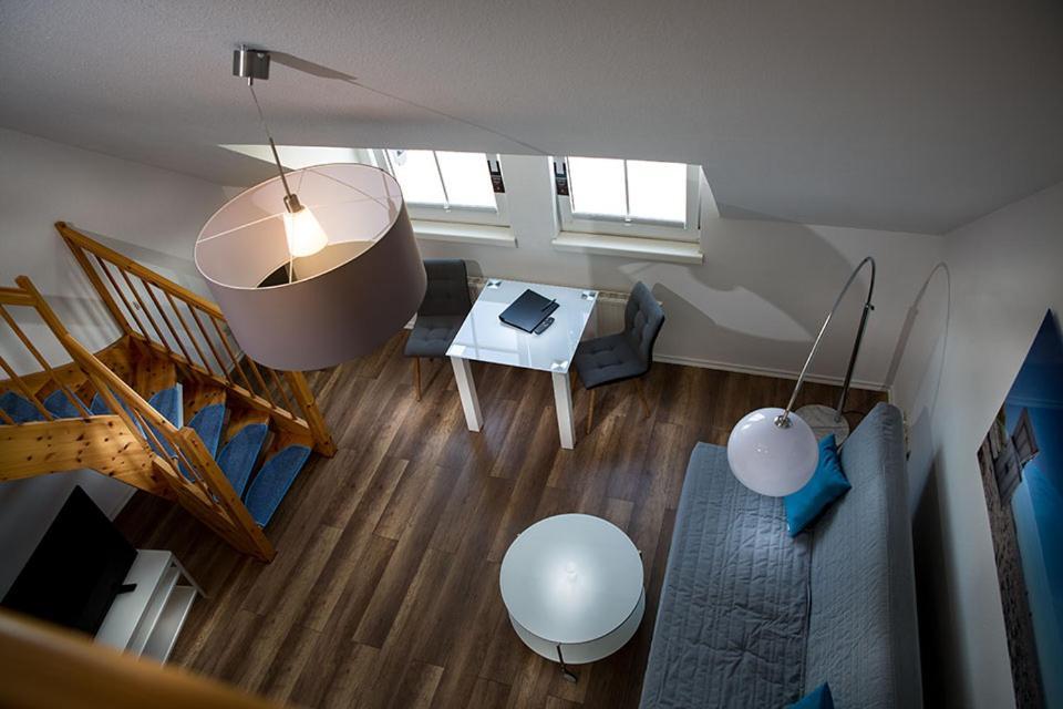 H&H Apartments Im Herzen Der Stadt Super Zentral Ruhig Mit Kochnischen Balkon Oder Empore Greifswald Esterno foto